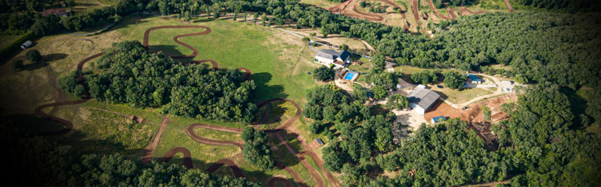 BIENVENUE CHEZ SCHOOL-RIDER